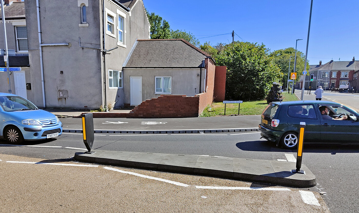 Installation d'un îlot de circulation sur Waterloo Road