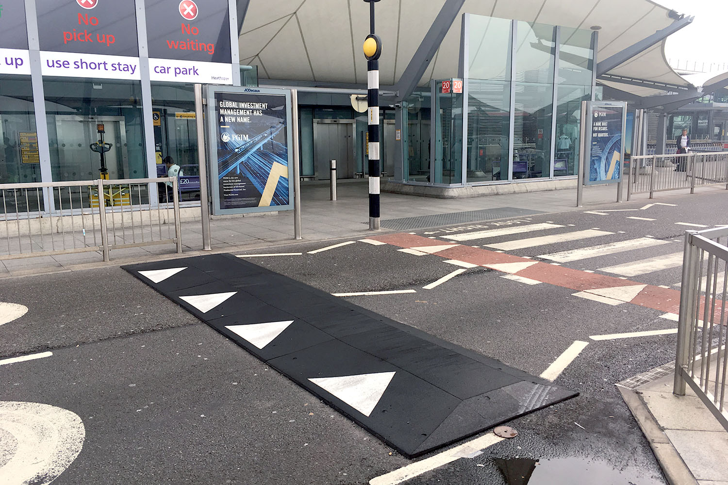 Speed Calmer Airport Installation