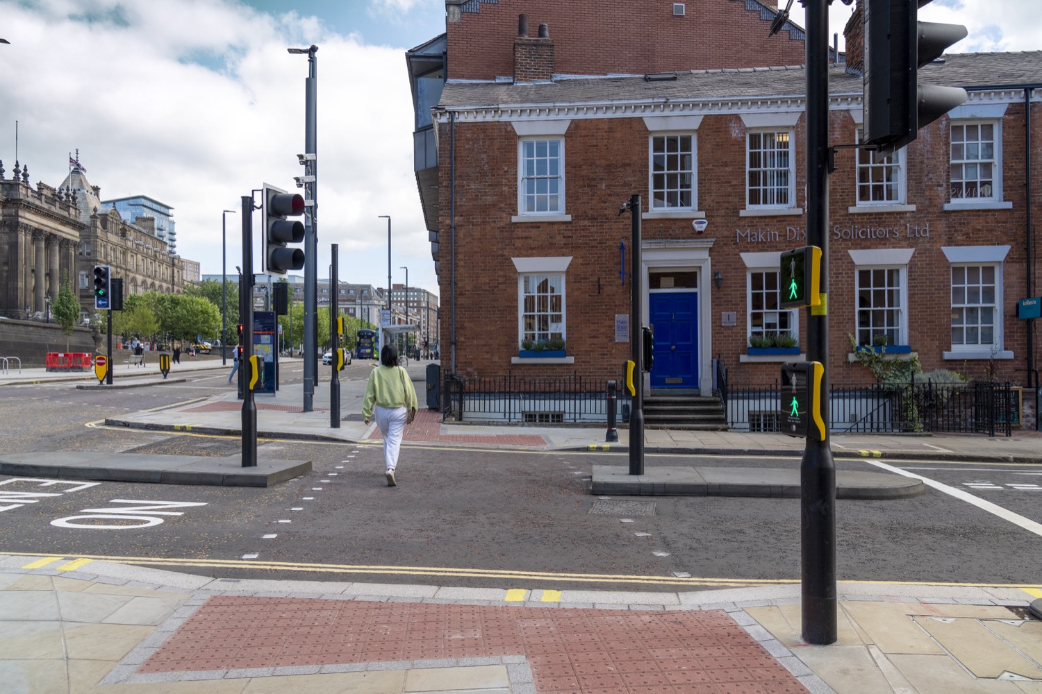 Pedestrian crossing at Park Square, Leeds